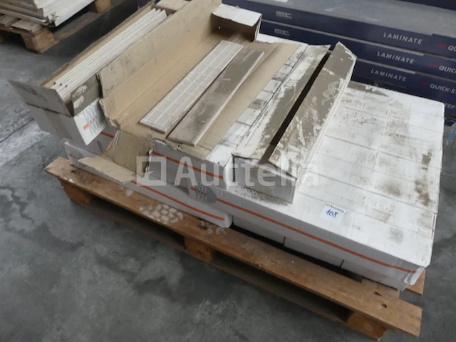 19 dozen witte léa beau plinten - afbeelding 5 van  7