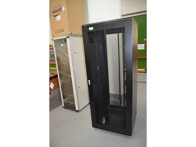 19 inch rack cabinet caymon afm. 205x80x80 - afbeelding 1 van  7