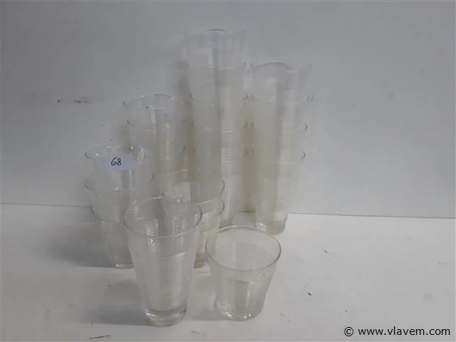 19 x drinkglas 2 assorti met siliconen ribbel - afbeelding 1 van  2