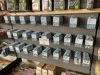 190 blisters met schroeven - afbeelding 1 van  8