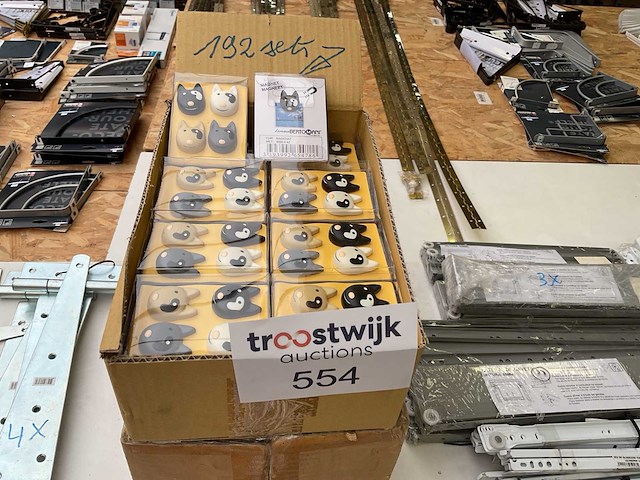 192 x set magneet; honden motief - afbeelding 1 van  3