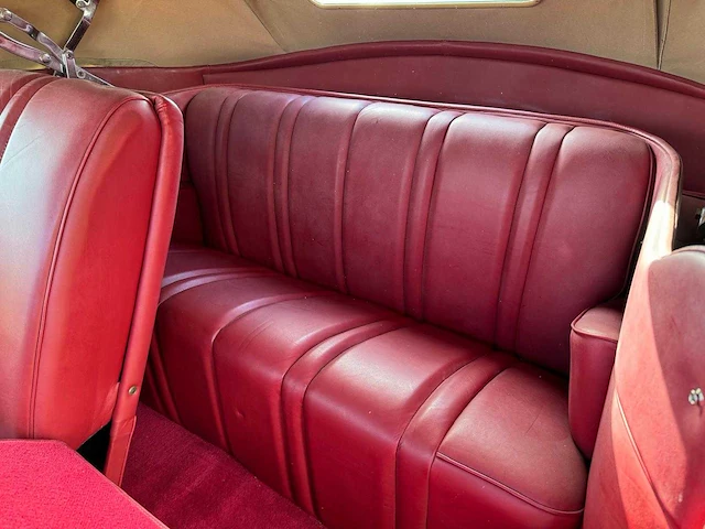 1939 packard cabrio - oldtimer - afbeelding 17 van  28