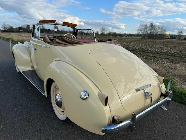 1939 packard cabrio - oldtimer - afbeelding 28 van  28