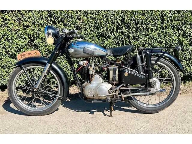 1947 gillet 250 superconfort oldtimer motorfiets - afbeelding 1 van  13