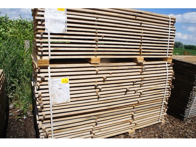 1,95 m³ eiken planken 22mm - afbeelding 1 van  5