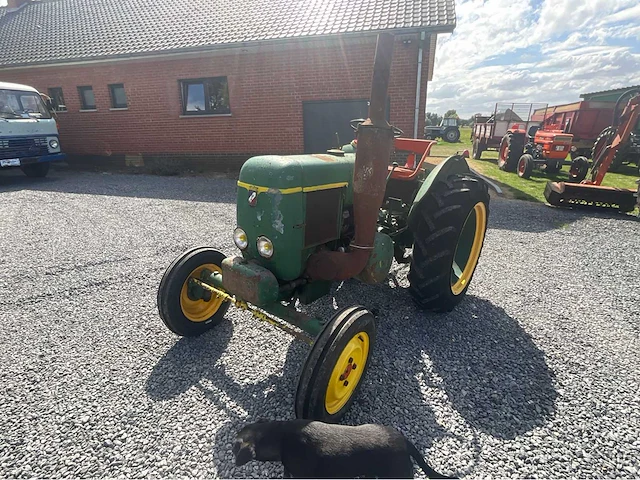 1950 sfv 201 antieke tractor - afbeelding 1 van  17