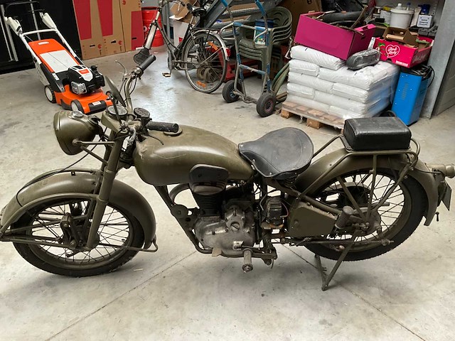 1951 fn xiii m - afbeelding 17 van  35