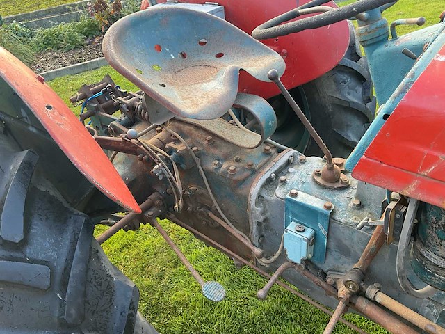 1954 massey ferguson te20 oldtimer tractor - afbeelding 14 van  26
