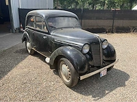 1954 renault juva 4 oldtimer - afbeelding 12 van  25