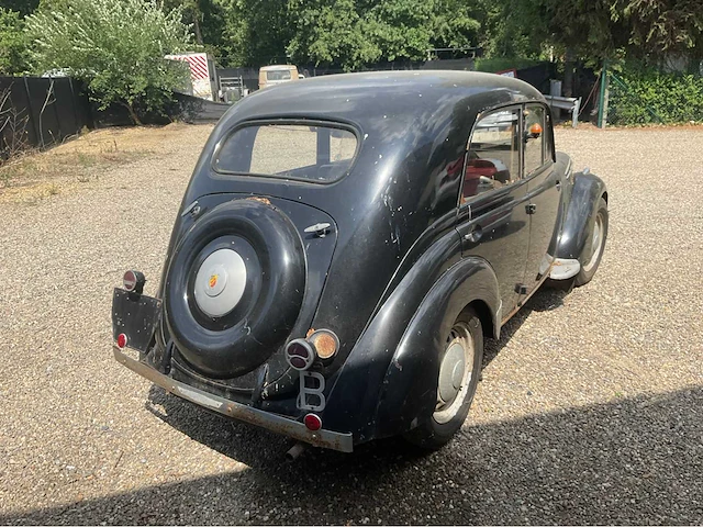 1954 renault juva 4 oldtimer - afbeelding 20 van  25
