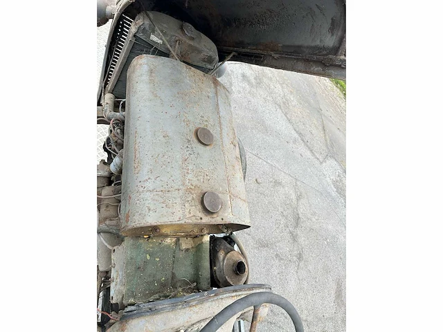1955 - ferguson - oldtimer tractor - afbeelding 9 van  14
