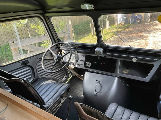 1955 citroën hz marktwagen/foodtruck - afbeelding 21 van  54