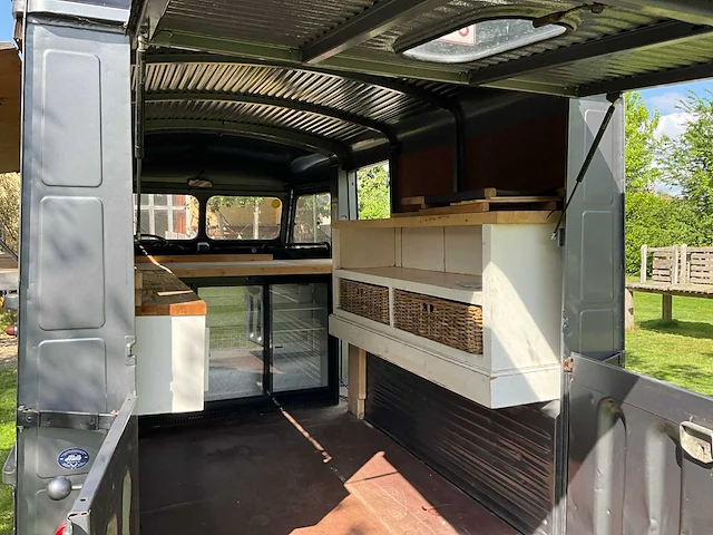 1955 citroën hz marktwagen/foodtruck - afbeelding 27 van  54