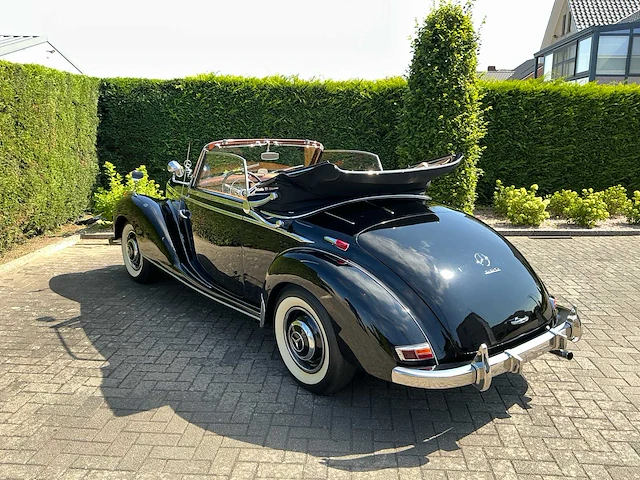 1955 mercedes-benz 220a (w187) cabriolet a oldtimer - afbeelding 16 van  80