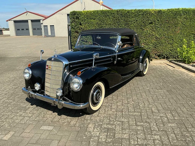 1955 mercedes-benz 220a (w187) cabriolet a oldtimer - afbeelding 12 van  80