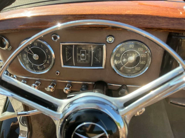 1955 mercedes-benz 220a (w187) cabriolet a oldtimer - afbeelding 42 van  80