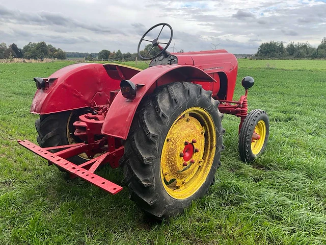 1955 porsche a122 vintage tractor - afbeelding 31 van  35