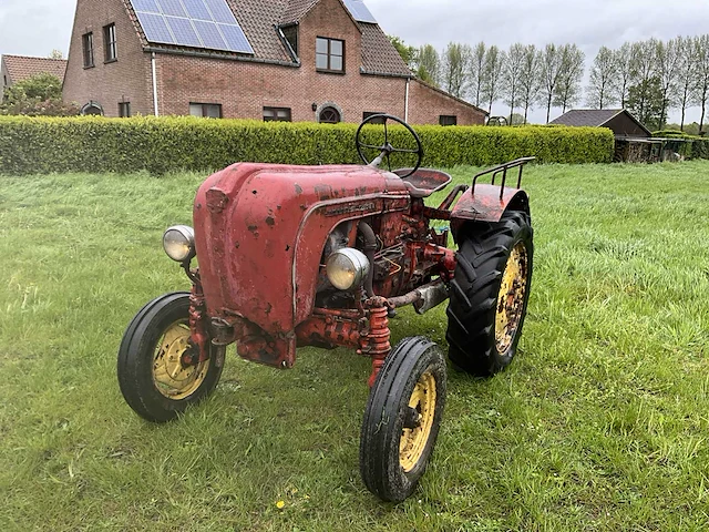 1956 agric allgaier 122 oldtimer tractor - afbeelding 1 van  20