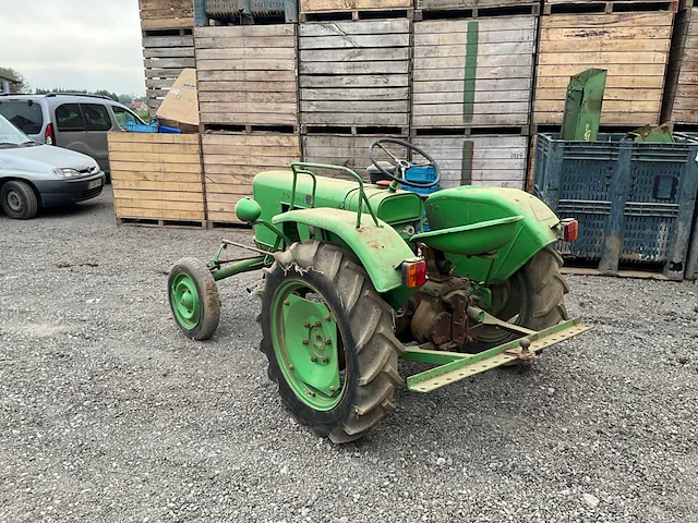 1956 fendt f12hl tweewielaangedreven landbouwtractor oldtimer - afbeelding 2 van  15