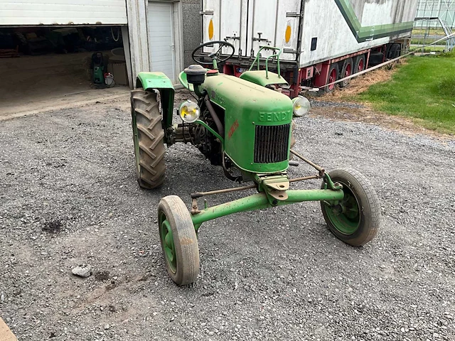 1956 fendt f12hl tweewielaangedreven landbouwtractor oldtimer - afbeelding 10 van  15