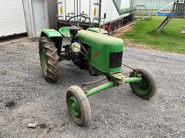 1956 fendt f12hl tweewielaangedreven landbouwtractor oldtimer - afbeelding 11 van  15
