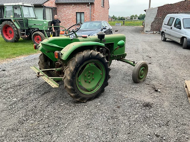 1956 fendt f12hl tweewielaangedreven landbouwtractor oldtimer - afbeelding 12 van  15