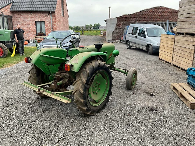 1956 fendt f12hl tweewielaangedreven landbouwtractor oldtimer - afbeelding 13 van  15