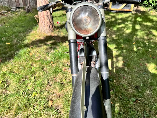1956 montesa brio oldtimer motorfiets - afbeelding 19 van  21