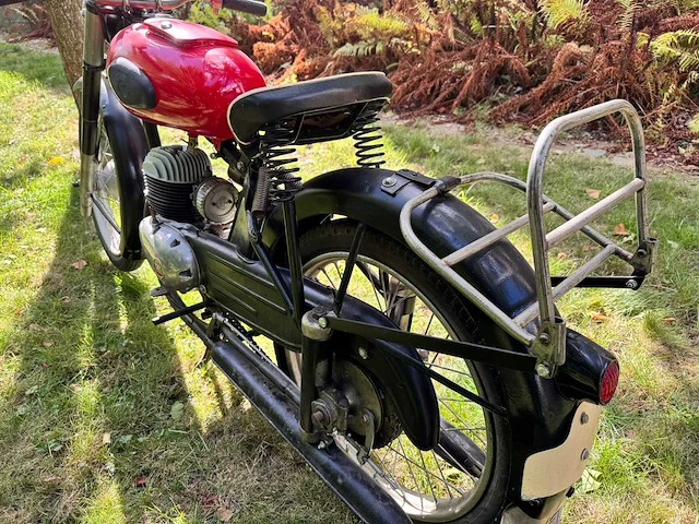 1956 montesa brio oldtimer motorfiets - afbeelding 12 van  21