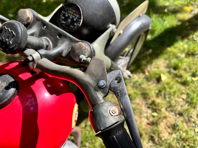 1956 montesa brio oldtimer motorfiets - afbeelding 15 van  21