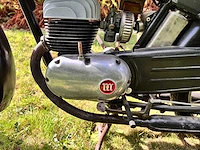 1956 montesa brio oldtimer motorfiets - afbeelding 18 van  21