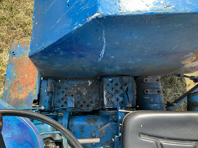 1957 ford major tweewielaangedreven landbouwtractor - afbeelding 3 van  19
