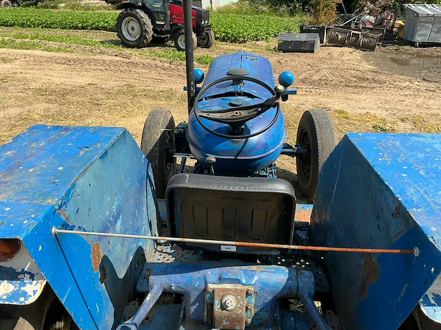 1957 ford major tweewielaangedreven landbouwtractor - afbeelding 8 van  19