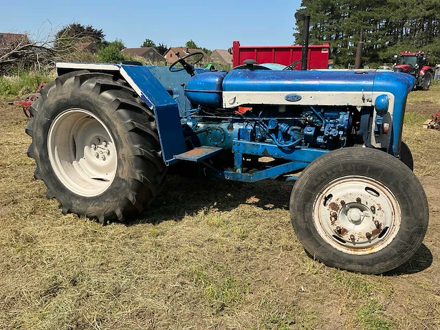 1957 ford major tweewielaangedreven landbouwtractor - afbeelding 16 van  19