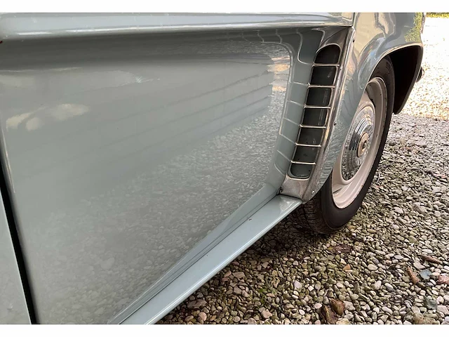 1958 renault dauphine oldtimer - afbeelding 40 van  73