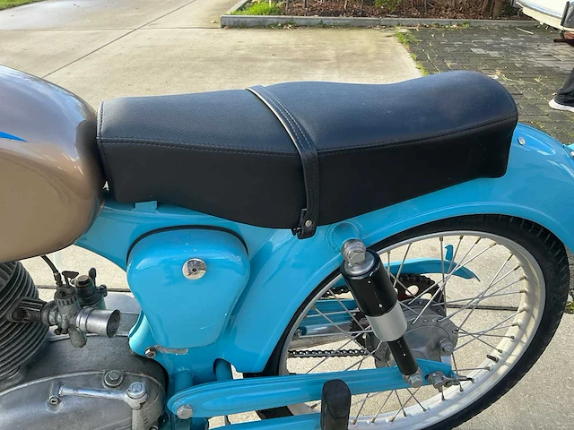 1959 capriolo 75 tv motorfiets - afbeelding 16 van  37