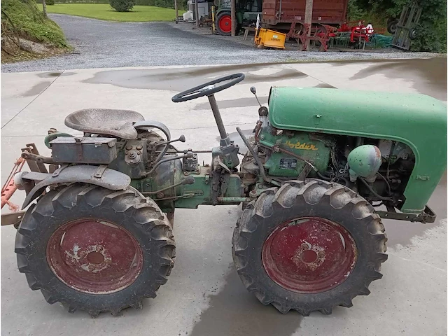 1960 houder a12 antieke tractor - afbeelding 4 van  9