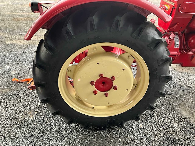 1960 porsche 218 standaard porsche 218 standaard tractor - afbeelding 3 van  23