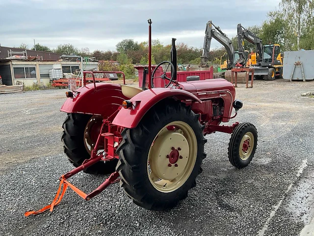 1960 porsche 218 standaard porsche 218 standaard tractor - afbeelding 19 van  23