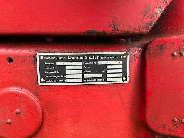 1961 porsche 339 vintage tractor - afbeelding 8 van  37