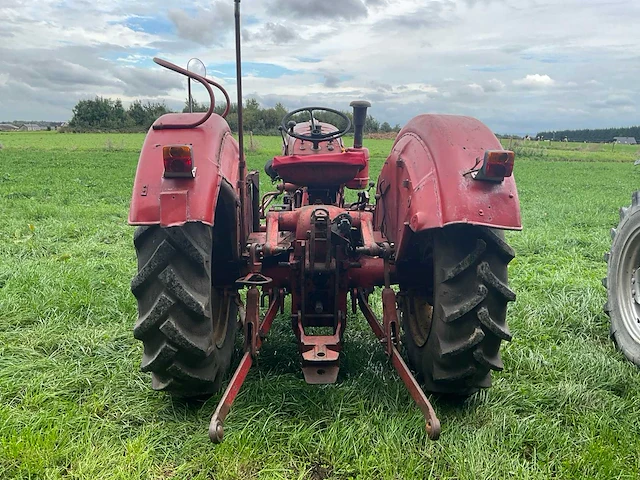 1961 porsche 339 vintage tractor - afbeelding 32 van  37