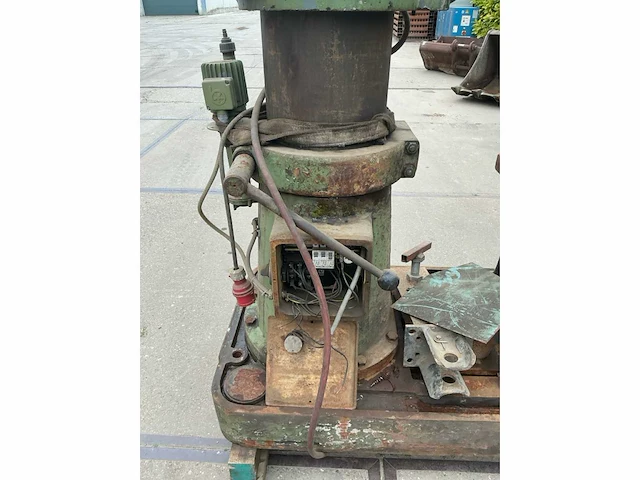 1963 elha industriële verticale boorfreesmachine - afbeelding 8 van  12