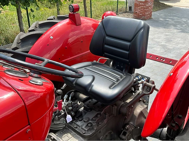 1964 massey ferguson oldtimer tractor - afbeelding 9 van  33
