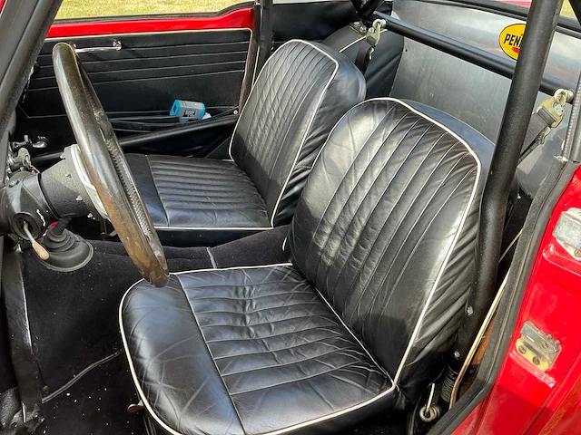 1964 triumph tr4 oldtimer - afbeelding 11 van  45