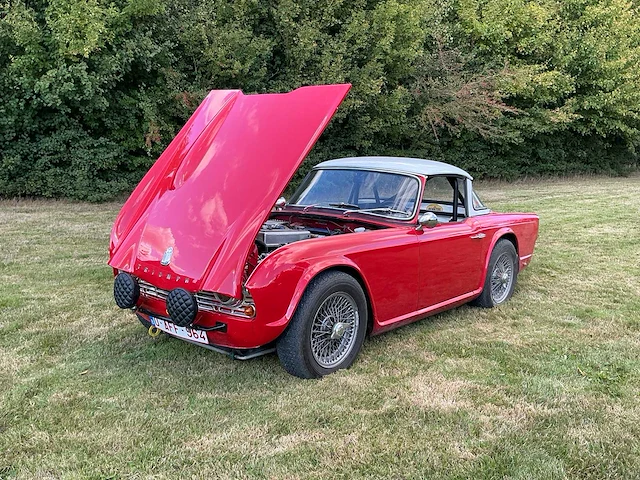 1964 triumph tr4 oldtimer - afbeelding 9 van  45
