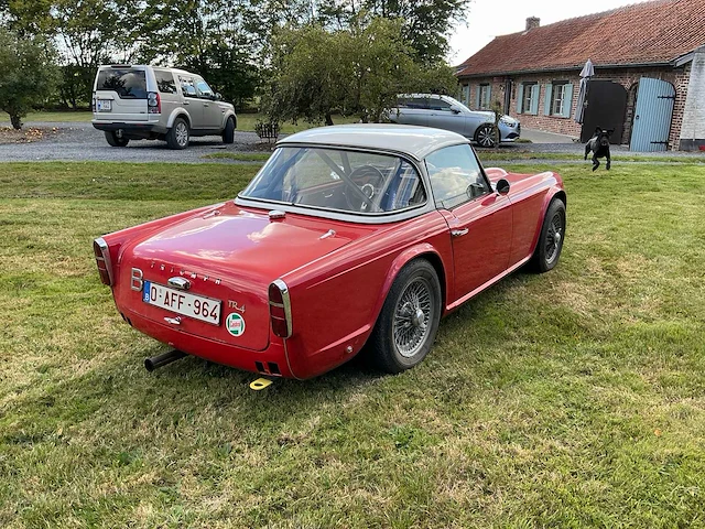1964 triumph tr4 oldtimer - afbeelding 41 van  45