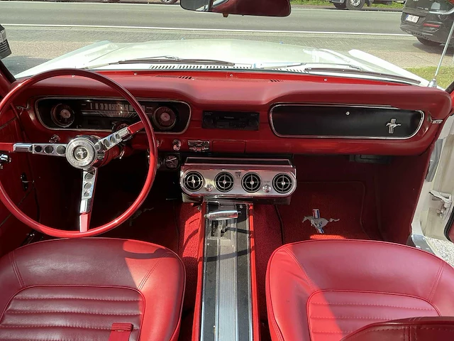 1965 ford mustang 4.7l v8 - afbeelding 31 van  79
