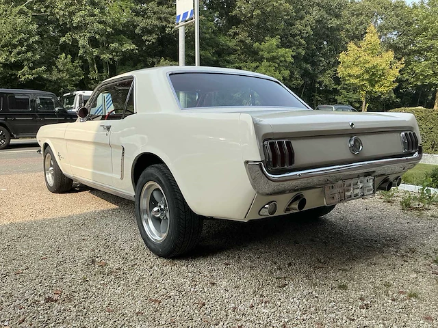 1965 ford mustang 4.7l v8 - afbeelding 56 van  79
