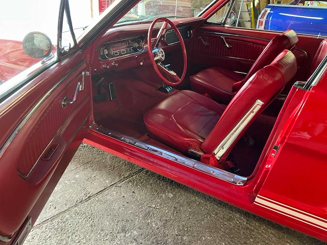 1965 ford mustang fastback oldtimer - afbeelding 19 van  42