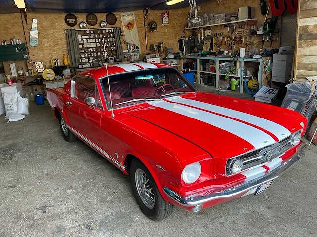 1965 ford mustang fastback oldtimer - afbeelding 12 van  42